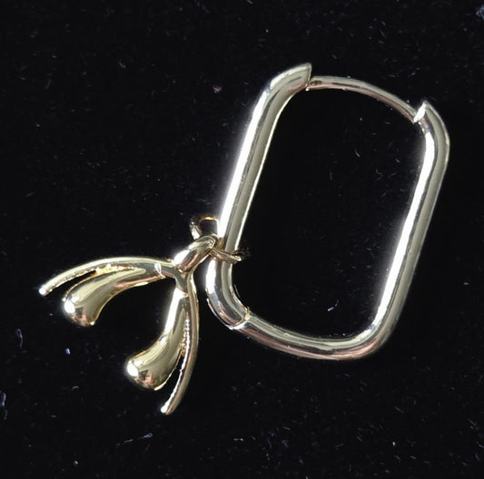 Серьги-кольца ODE Women Clit Drop Charm GP